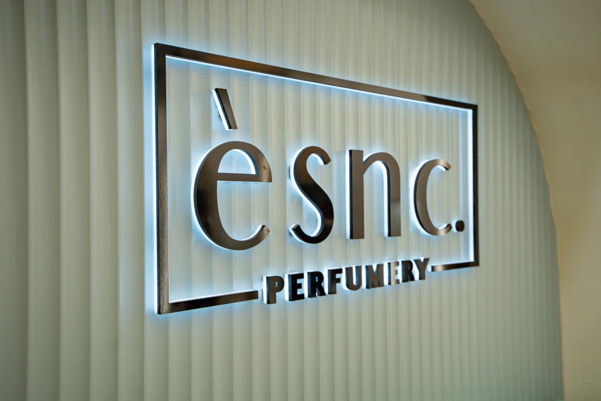 What Makes a High-End Shop Fitout?