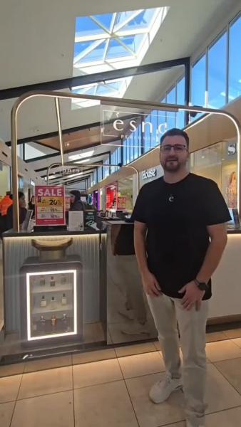Our new Woodgrove kiosk is officially ready.

A huge thank you to @featurepoint_constructions for bringing our vision to life. We couldn't be happier with the result and appreciate all your hard work.

Come and visit us at Woodgrove Shopping Centre and check out our fresh new look.

#esncperfumery #perfumedupes #woodgrove #featurepointconstruction #melton